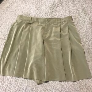 Lauren Ralph Lauren women shorts size 14….S75